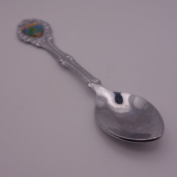 Cape Breton Island N.S. Souvenir Spoon - Picture 2 of 15